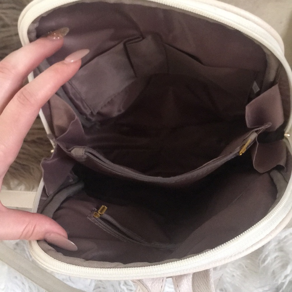 Backpack - Picture 3 of 3